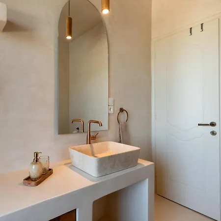 Krios Luxury * Krotiri